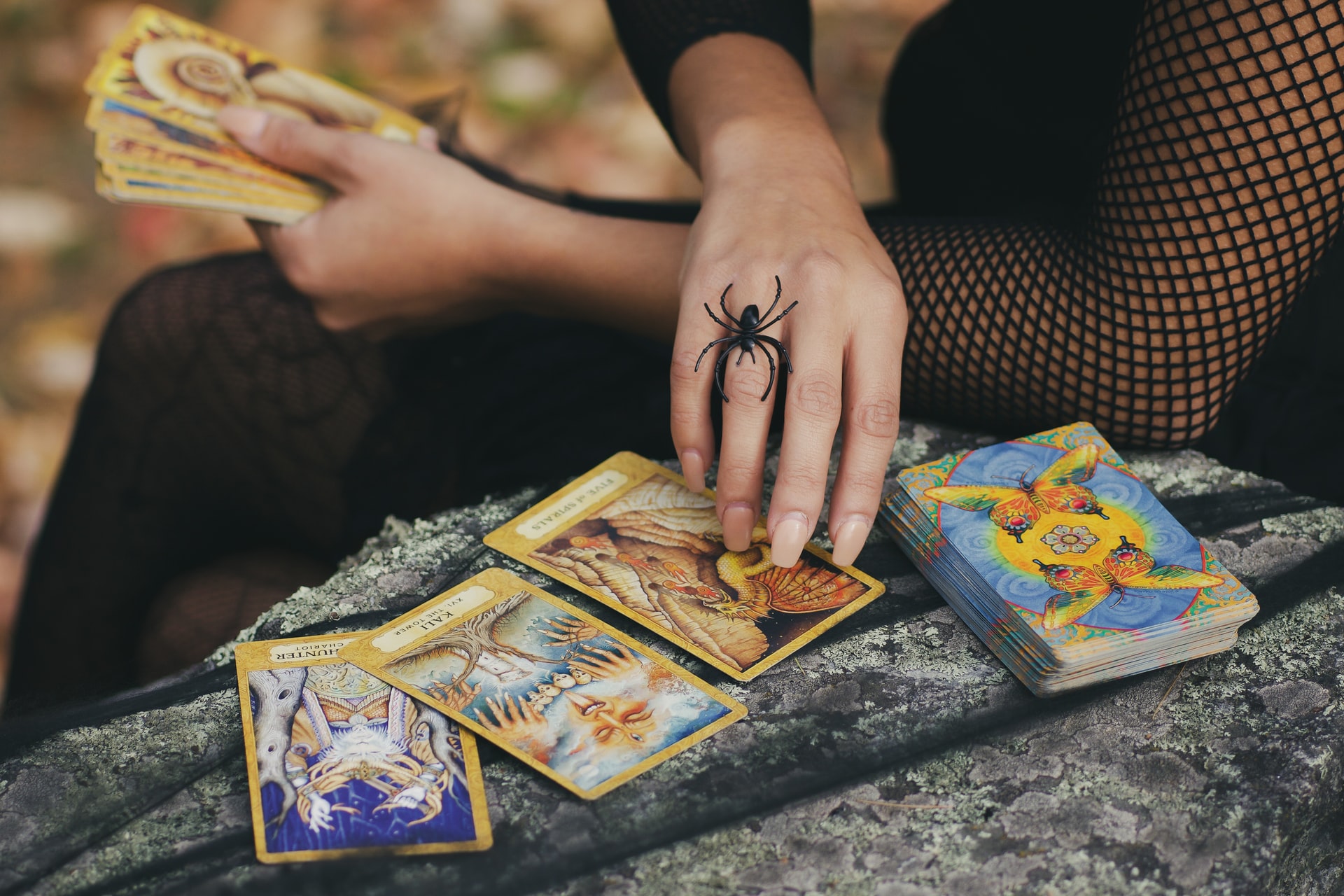 Halloween Tarot Spread Guide