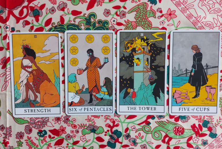 Ancestor Tarot Spread Guide: 3 Spreads To Connect with the Souls of ...