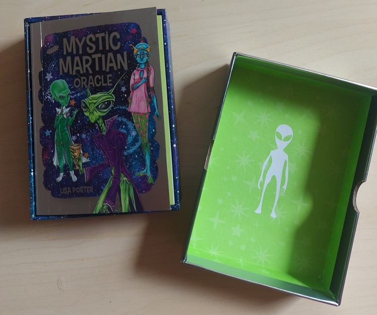 mystic martians oracle deck unboxing